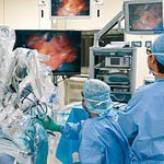 直腸がん手術にロボット　　医大第二外科研究チーム