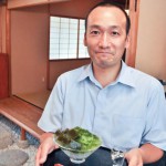茶室で和菓子味わって　駿河屋本店に喫茶コーナー