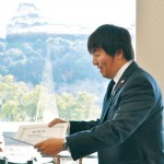 近畿在宅介護協会 市へ車いす寄贈