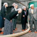 熊楠生誕150年 劇団民藝団員ら公演前に来和