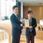 木の魅力感じるキッズコーナー