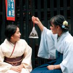 めだかが主役 黒江で祭り