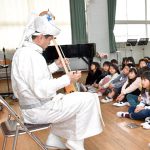 馬頭琴の音色味わう