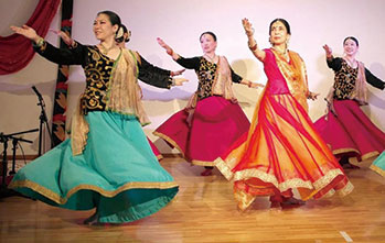 インド文化 体感しよう ～ インディアメーラー和歌山国際交流フェス